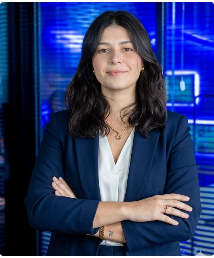 Marília Neves